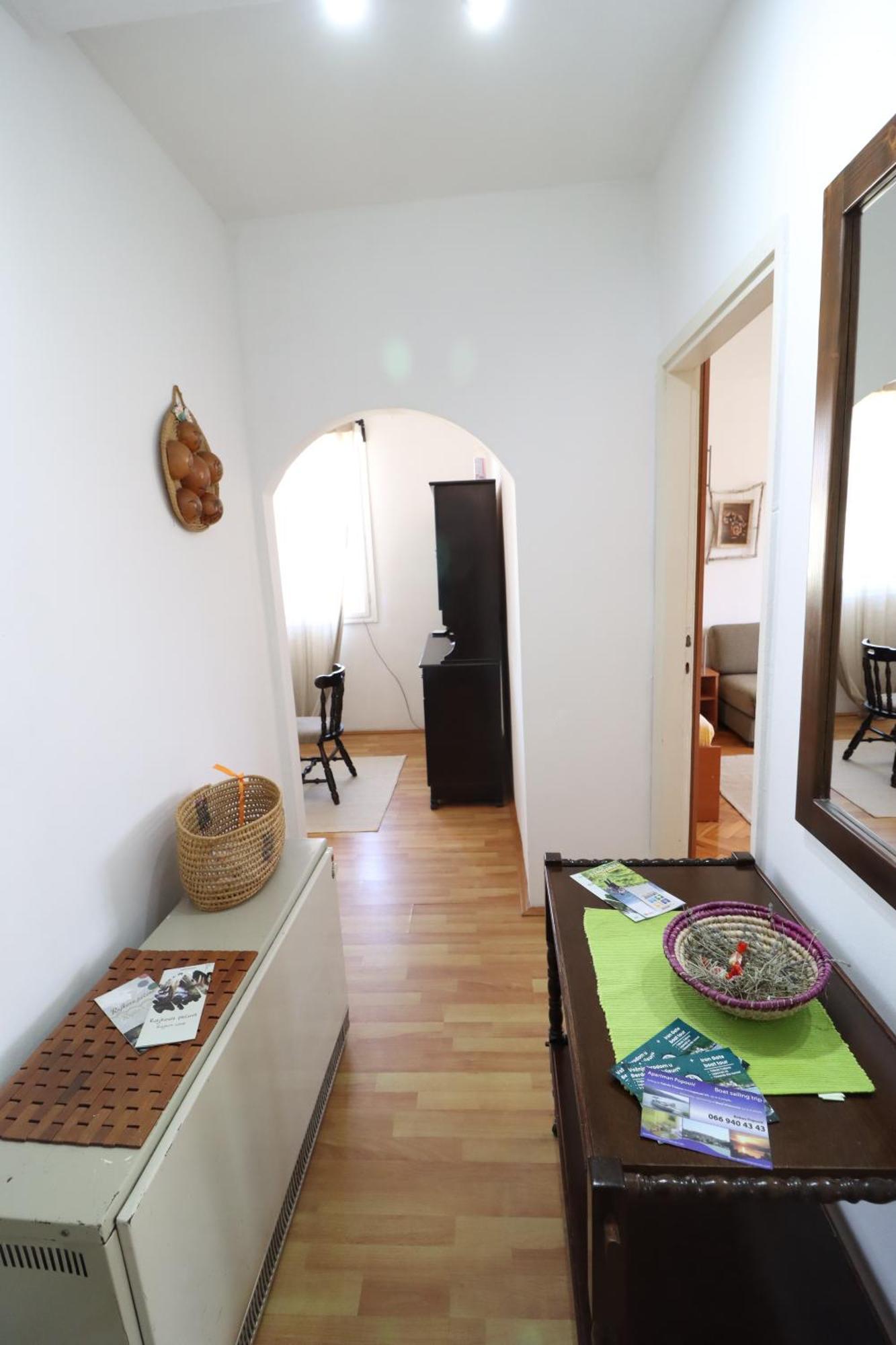 Faris Apartment Donji Milanovac Exterior photo