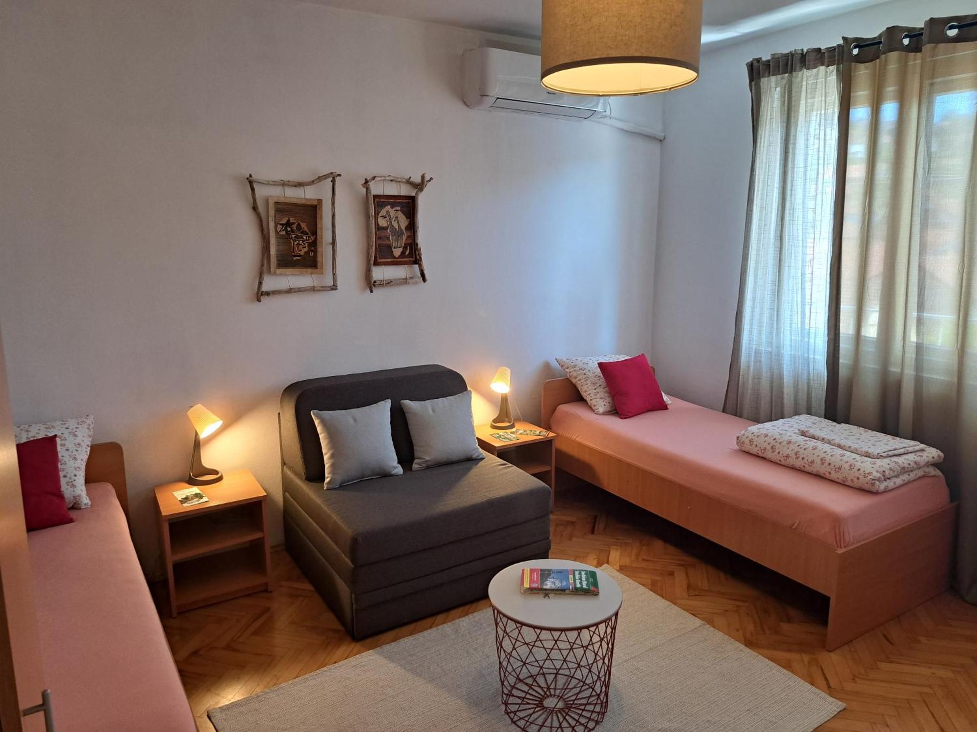 Faris Apartment Donji Milanovac Exterior photo